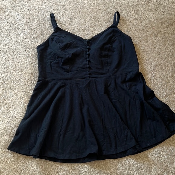 Torrid peplum top. EUC. Size 1 - Picture 1 of 6